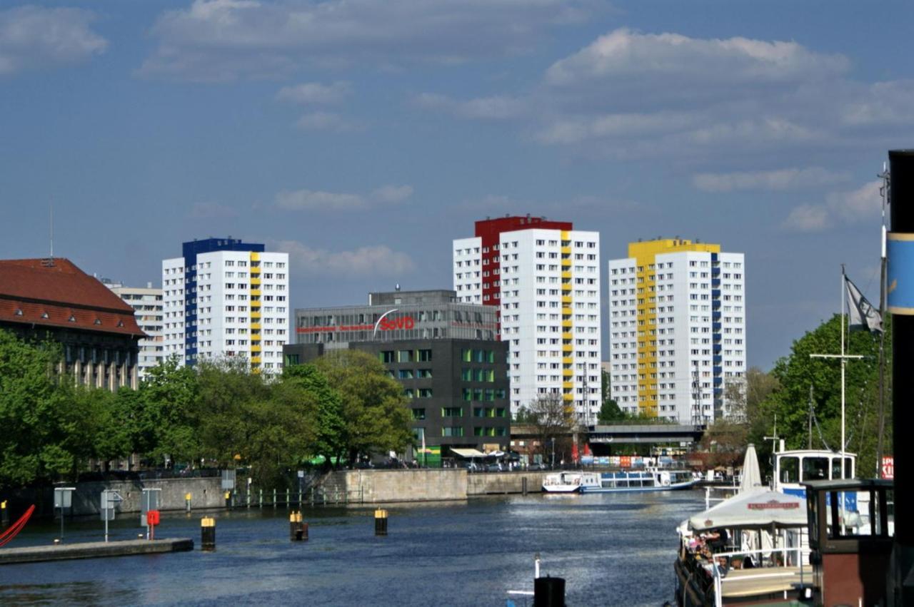 Romantic Style Apartment Berlin Alexanderplatz Exterior foto